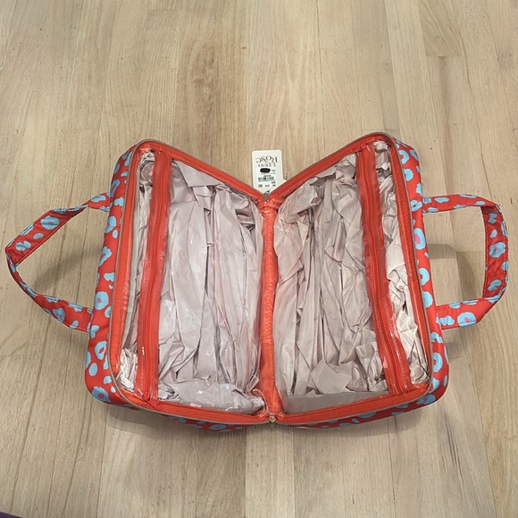 NWT Once Upon a Rose Bright Colored Makeup Bag - Picture 2 of 2